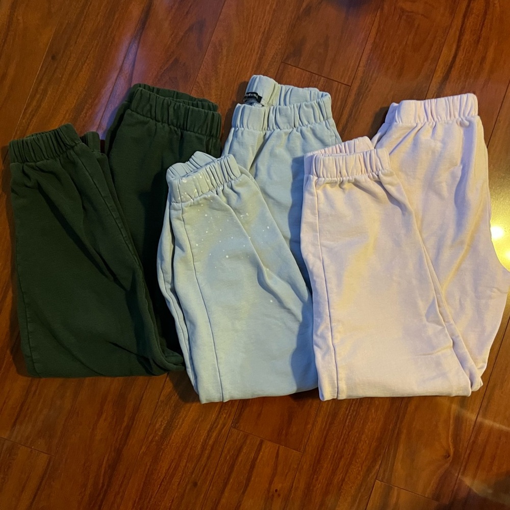 Brandy Melville Rosa Sweatpants Bundle